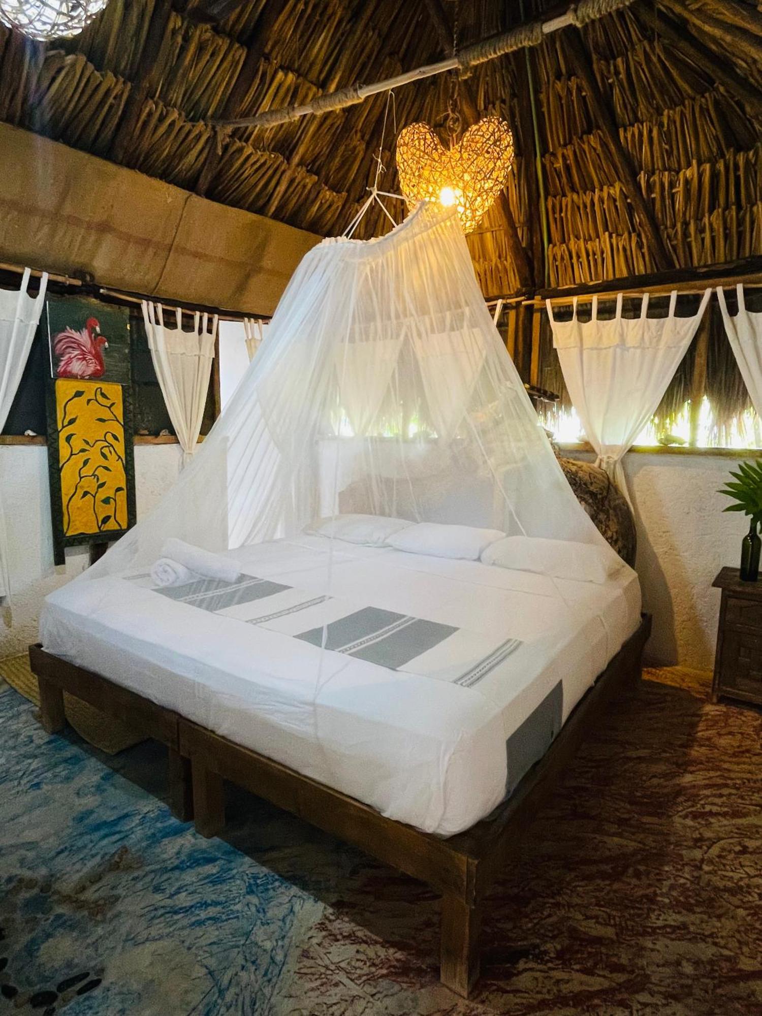 Casa Jade Ecobungalows Las Coloradas Yuluc Экстерьер фото