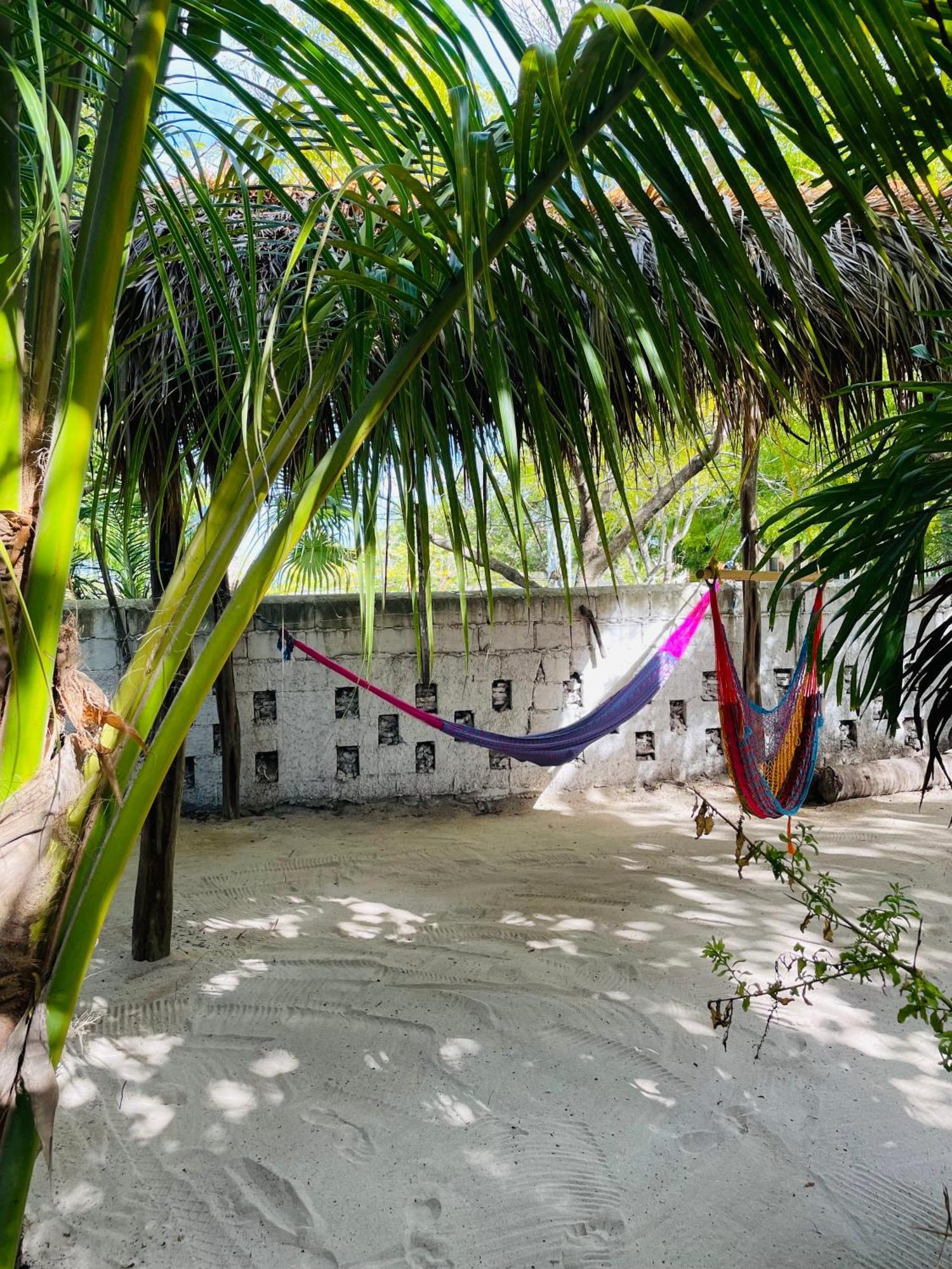 Casa Jade Ecobungalows Las Coloradas Yuluc Экстерьер фото